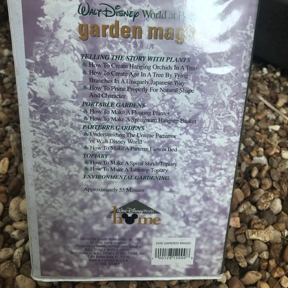 VTG Disney Gardening book plus VHS  gardening tips - Picture 13 of 16